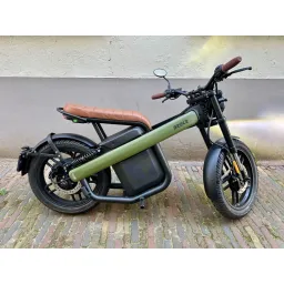 Brekr B4000 Brommer 52km/u Army Green / Brown Saddle M 2026 (F.12272)