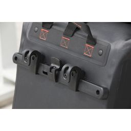 New Looxs rugtas Varo waterdicht zwart 22L 15 inch (8714827094563)