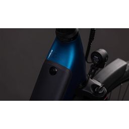 CUBE SUPREME HYBRID DELUXE PRO 600 ELECTRICBLUE/CHROME Lage instap ELECTRICBLUE/CHROME EE58 EE58 2026 (4054571499714)