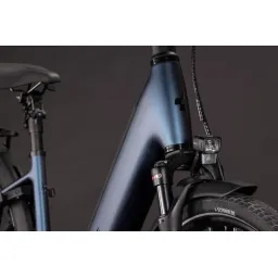 CUBE SUPREME HYBRID DELUXE ONE 600 Lage instap Navyblack/Black EE54 EE54 (4054571532183)