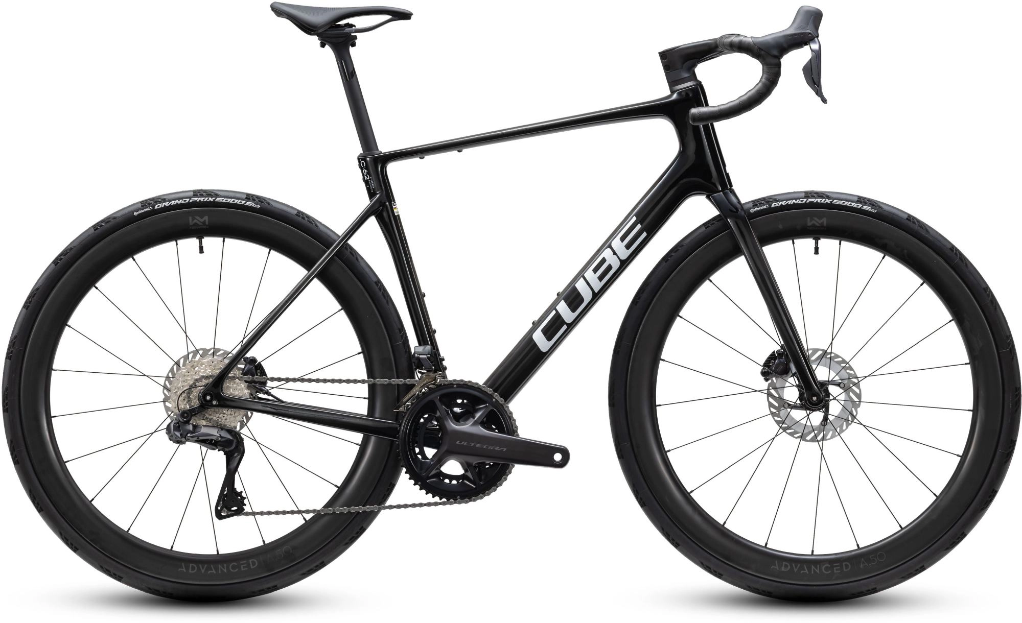 CUBE ATTAIN C:62 SLT CARBON/WHITE 58 CM (4054571534415)