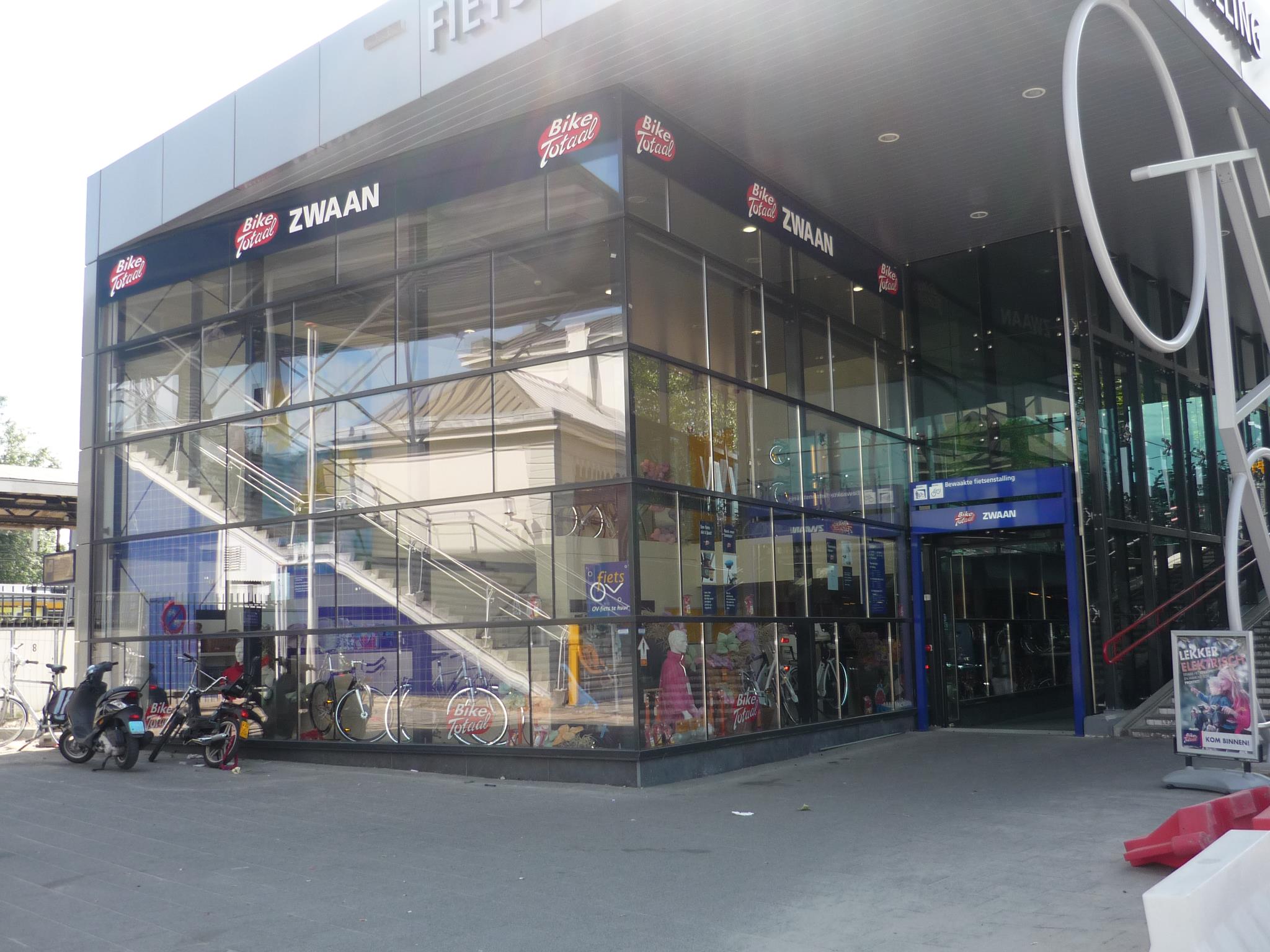 Onze Fietsenwinkel in Dordrecht aan het station
