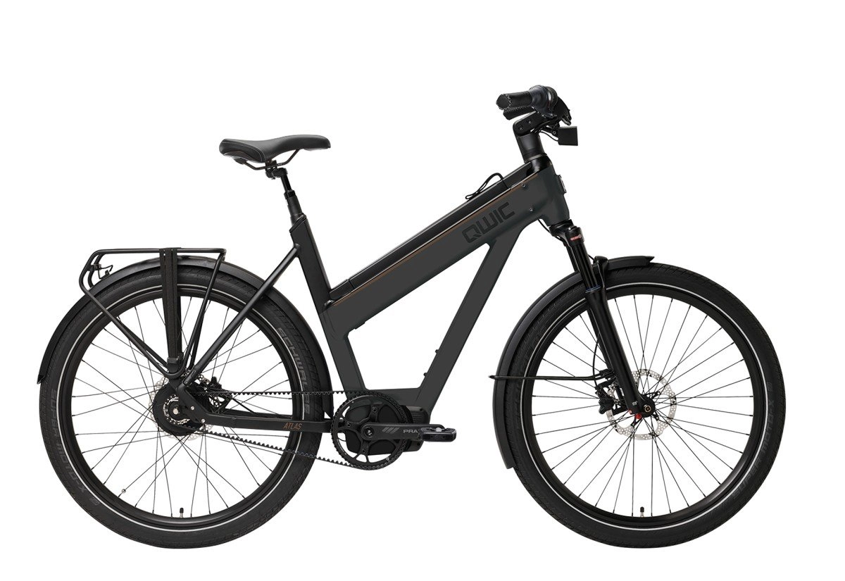 QWIC Atlas Tour Comfort Jet Black L 52cm 2026 (8718792046312)