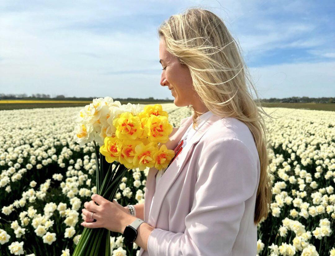 Flowerbulbs amsterdam Super Narcissus Mix - Duurzame voordeelzak, 100 bloembollen voor 2,5 m2 bloemenpracht - Maat 12/14 (8720938490880)