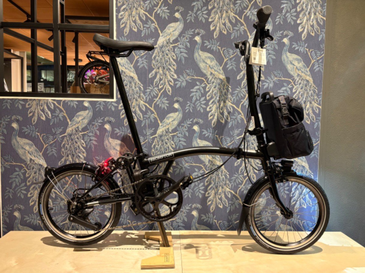 Brompton C-Line Electric High Urban (H4L) Ext Wide Black Matt 2026 (H4L0BB136CW0R000D0074120BBBB00)