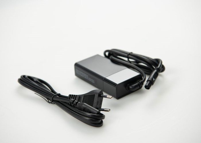 Brompton Greenway battery charger 2a eu (5053099266739)