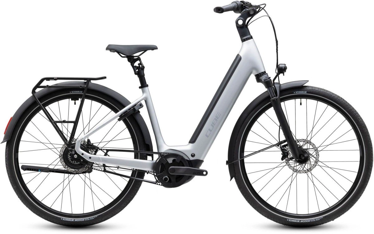 CUBE SUPREME HYBRID DELUXE PRO 600 Lage instap Silverstar/Reflex EE54 EE54 2027 (4054571532336)