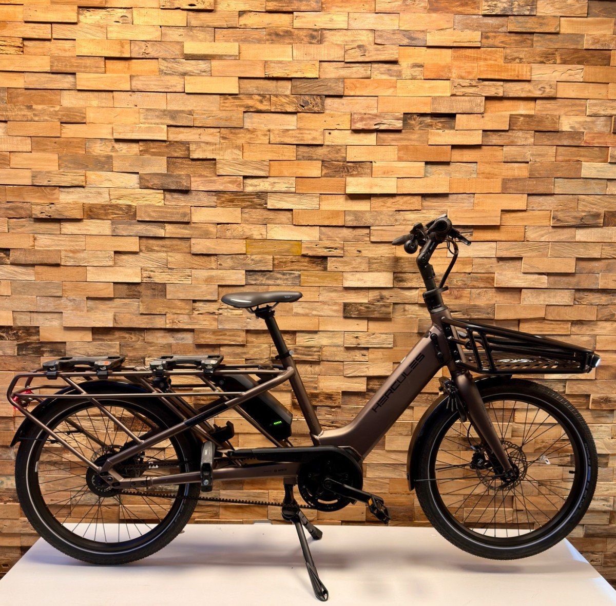 Hercules Rob Family F360, Brown Mat (0220021519545)