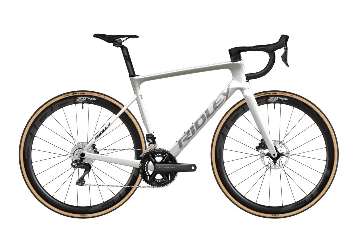 Ridley Falcn Shimano Ultegra DI2 2x12sp maat M FAL01As wit M 2025 (5400928501149)