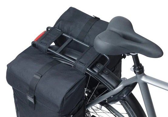 Basil Tas bas move dubbel ub zw 30l (8715019184307)