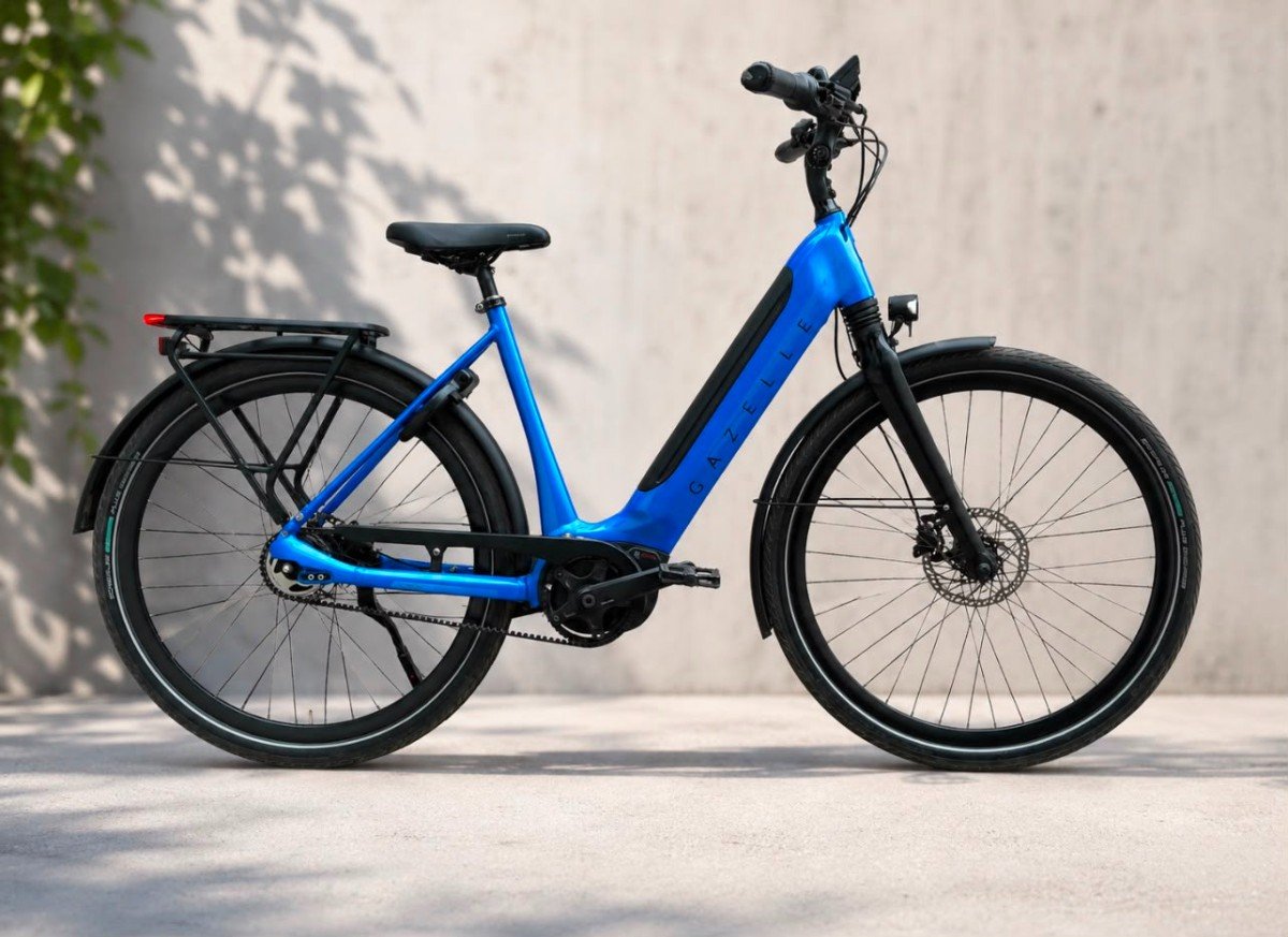 GAZELLE Ultimate HMB e-bike 625wh Dames Tropical Blue Glans 53cm 2023 (8717231363683)