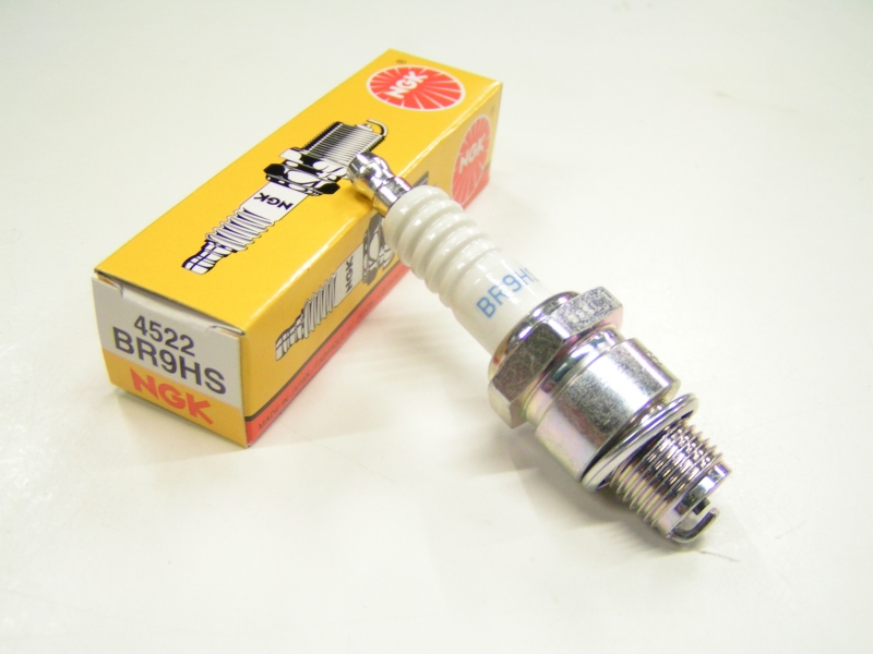 Bougie Ngk br9hs (0087295145227)