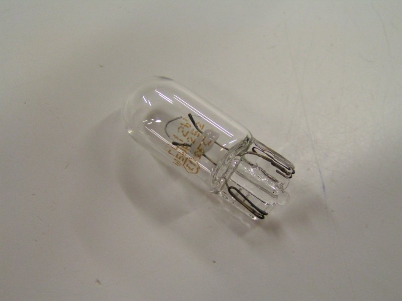 Flösser Lamp imp 12v 5w     wedge z/fitting (4018354000863)