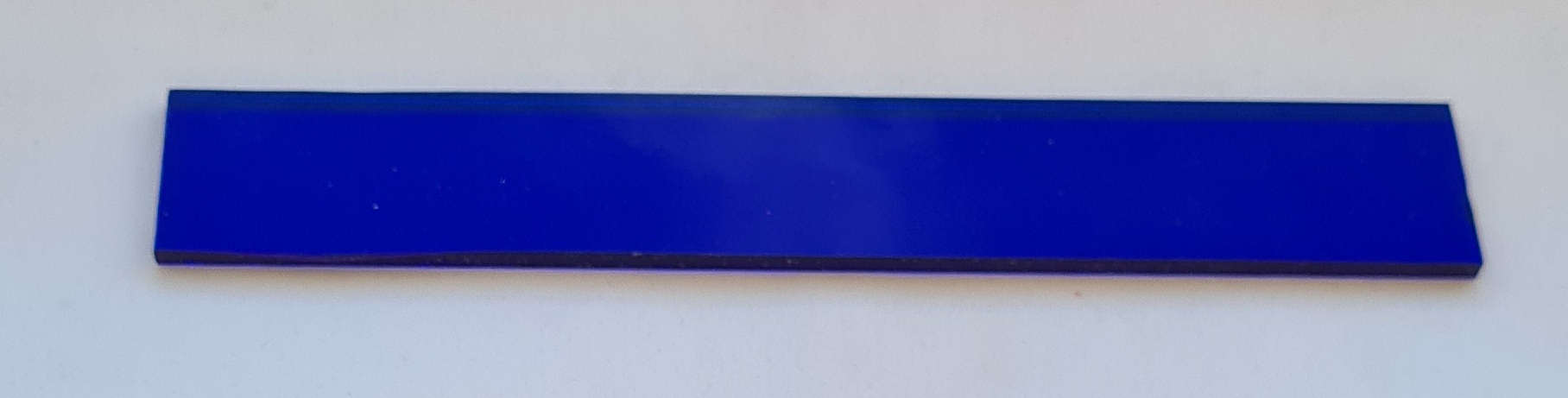 Donker blauw