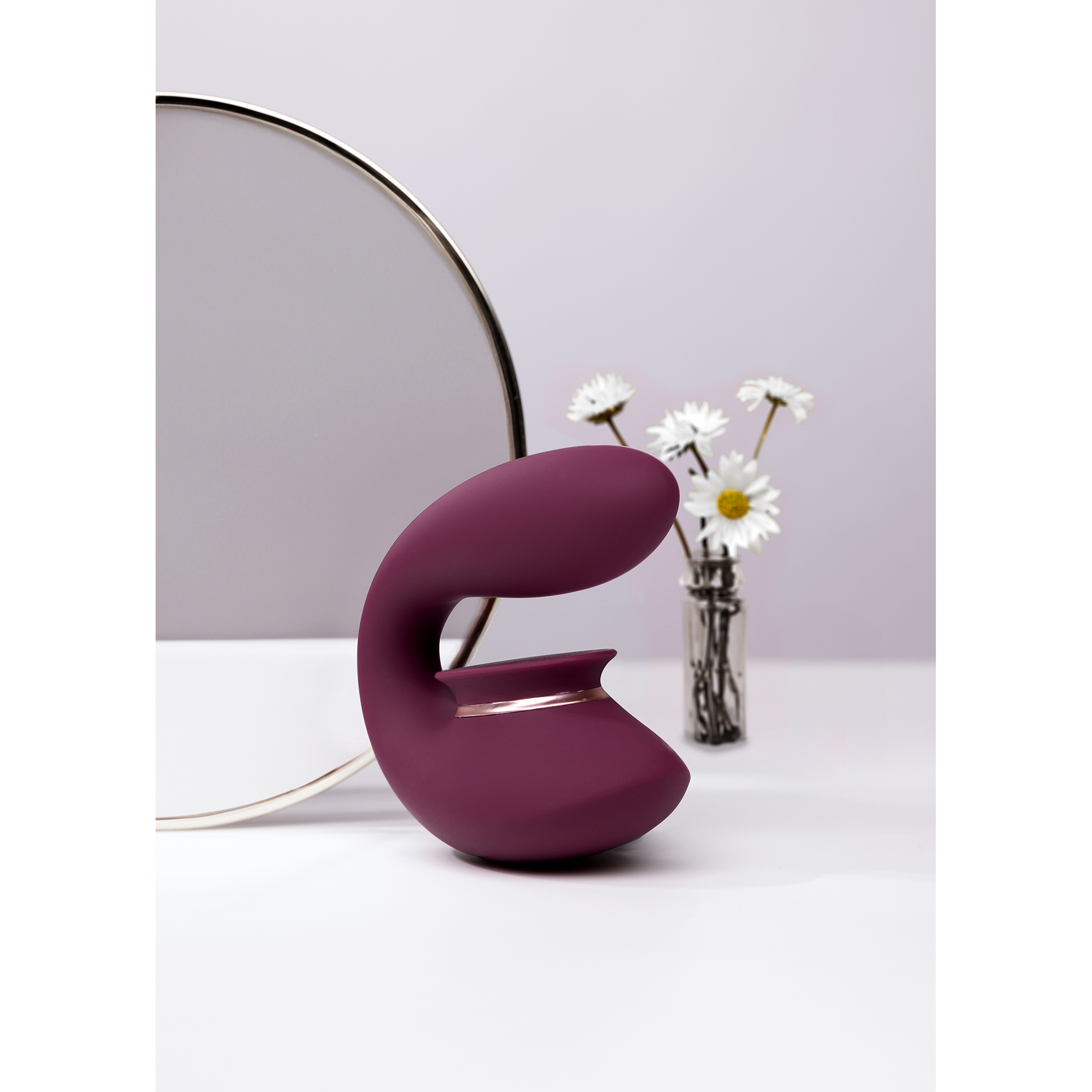 Innovation by shots Twitch 3 - Oplaadbare Vibrator en Suction - Bordeaurot (8714273054982)