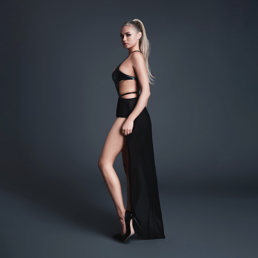 Allure Take Me - Latex-look Vinyl en Mesh Bodysuit met Flirty Rok - M - Zwart (883045922939)