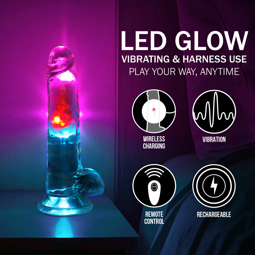 Realrock by shots LED Vibrerende Rechte Penis met Ballen - 7 / 18 cm - Transparant (8714273059635)
