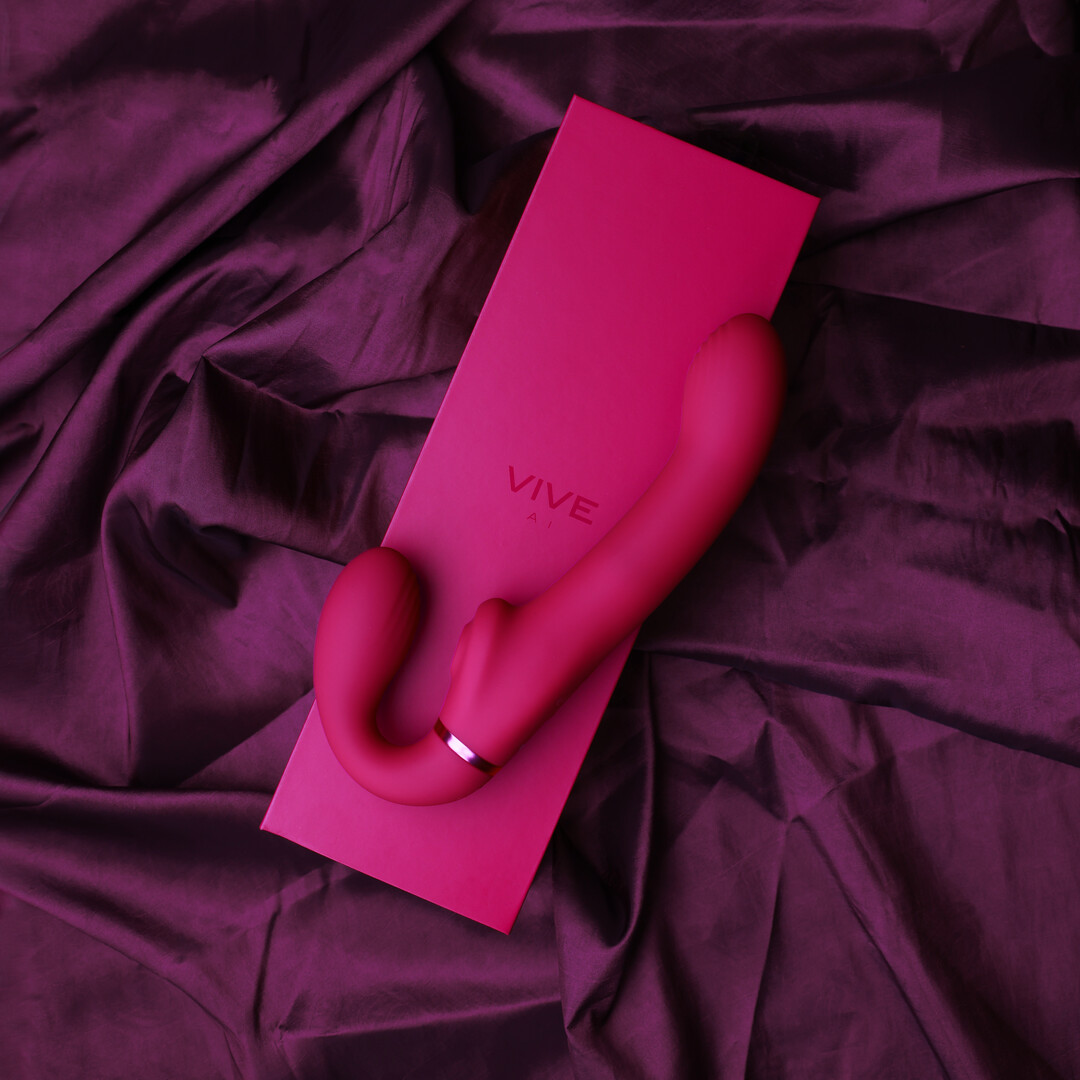 Vive by shots Ai - Dual Vibrating Air Wave Tickler Strapless Strapon (8714273537522)