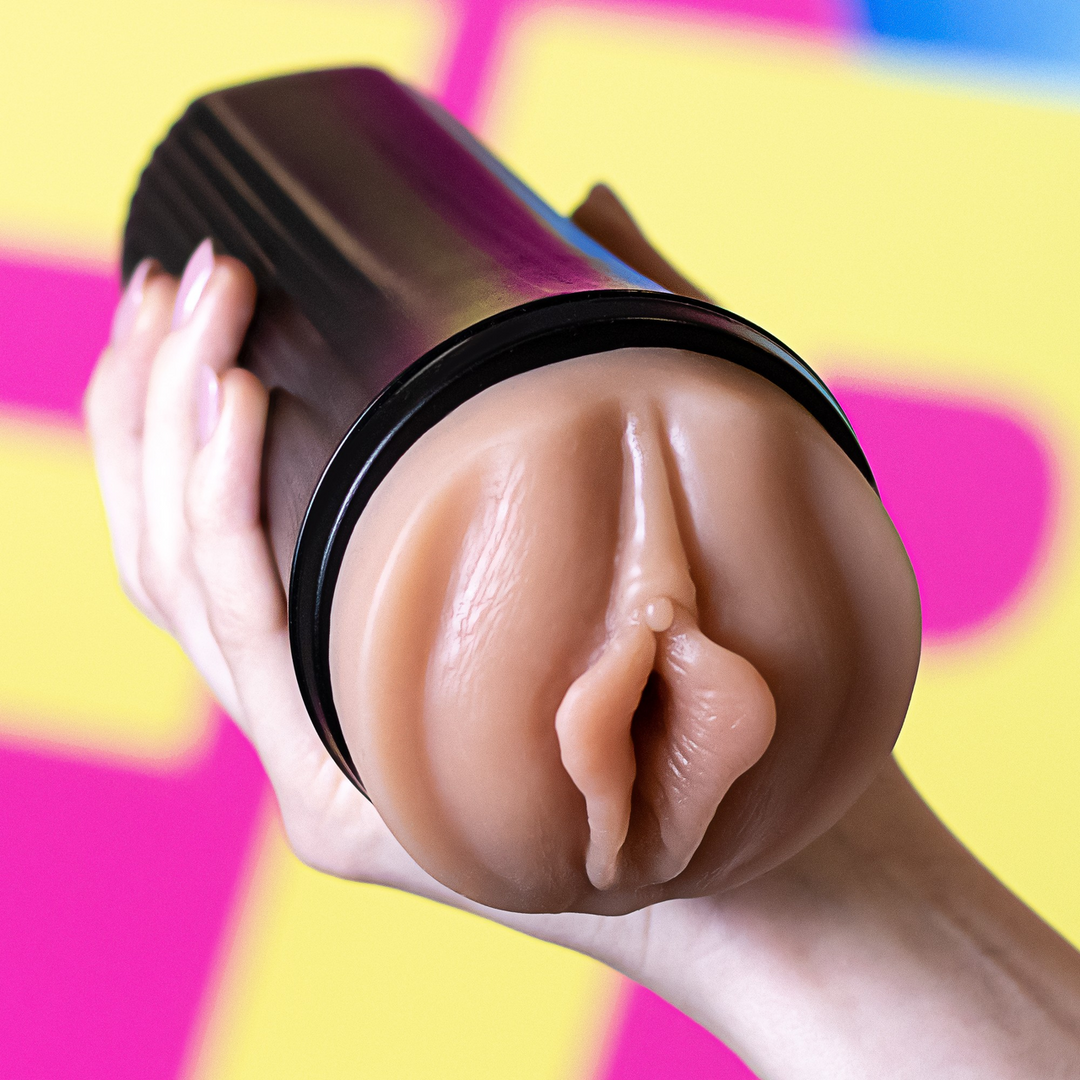 Crushious Prixus - Ultra-realistische Pussy Case Stroker (7403254161122)
