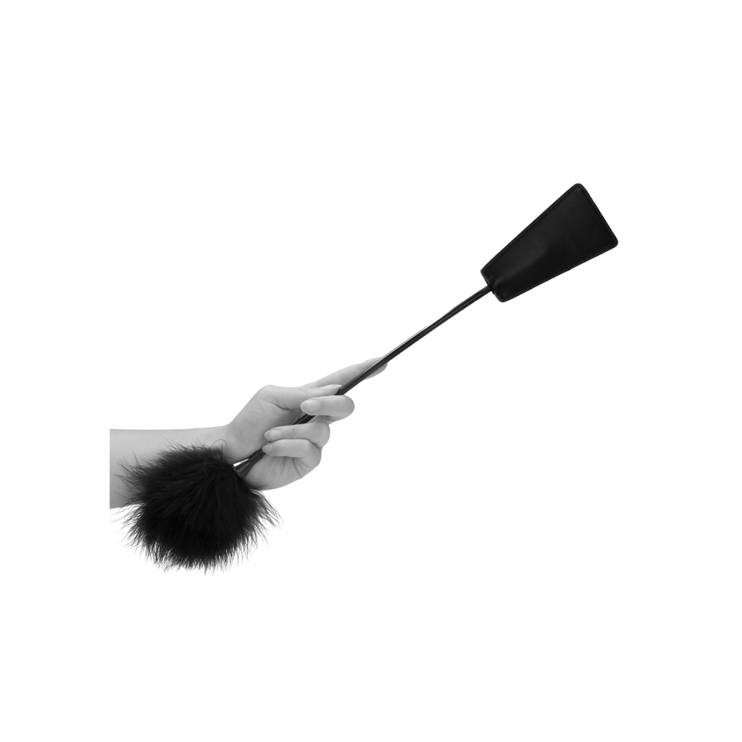 Ouch! by shots Crop met Tickle Feather (7423522577530)