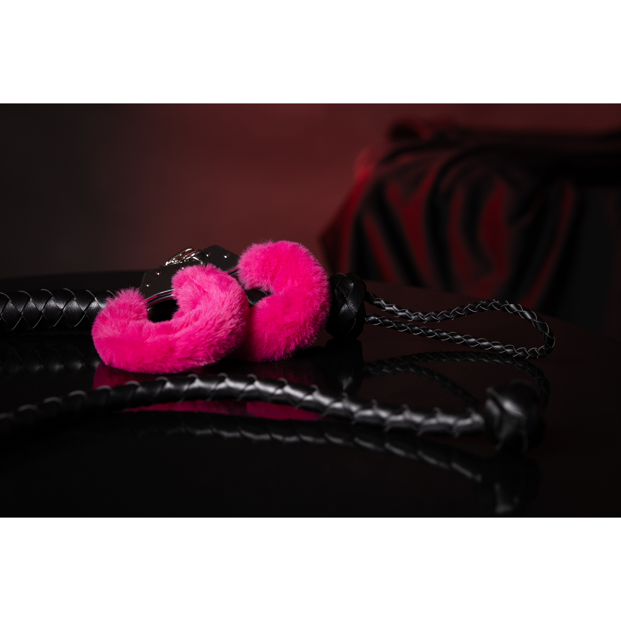 Ouch! by shots Pluche Metalen Handboeien - Roze (8714273047885)